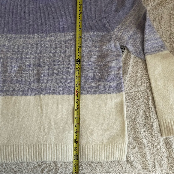 NWT Cupcakes and Cashmere Sweater / Size L - Picture 6 of 6